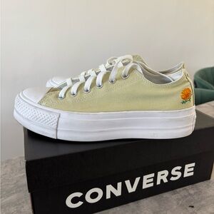 Converse Custom Chuck Taylor All Star Platform 7.5